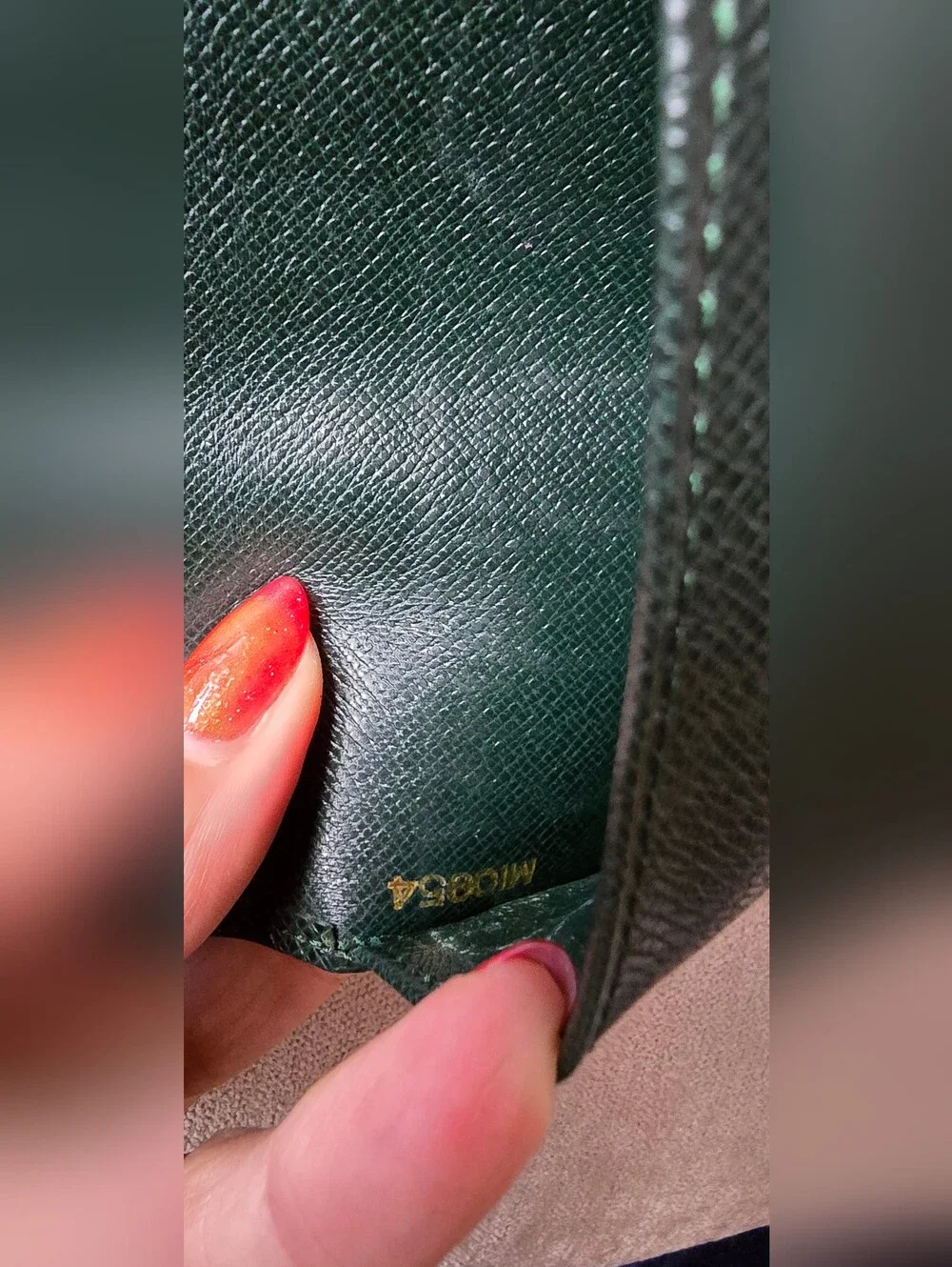 (1770) LOUIS VUITTON Taiga Leather Long Slim Bifold Wallet